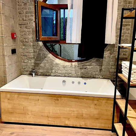 Mates Port Szálloda 5*