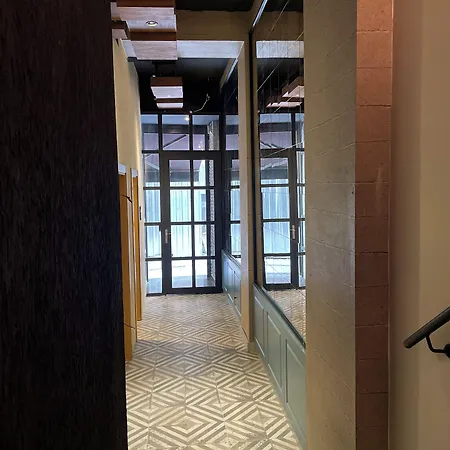 Mates Port מלון 5*